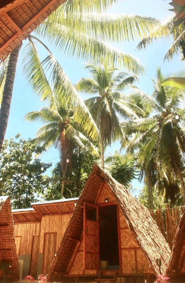 "Triangle Hut" Camp Fuego Siargao Hotel Catangnan Екстериор снимка