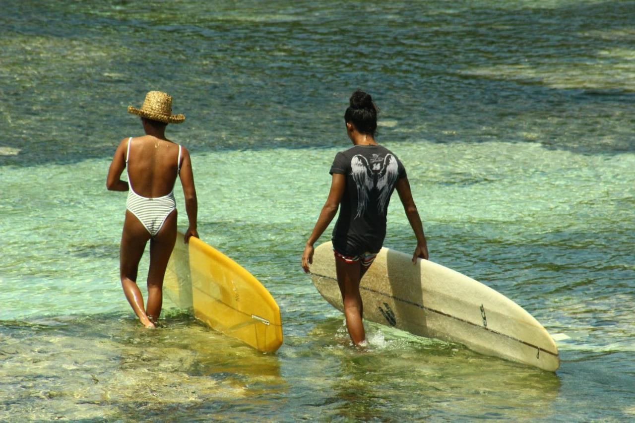 "Triangle Hut" Camp Fuego Siargao Hotel Catangnan Екстериор снимка