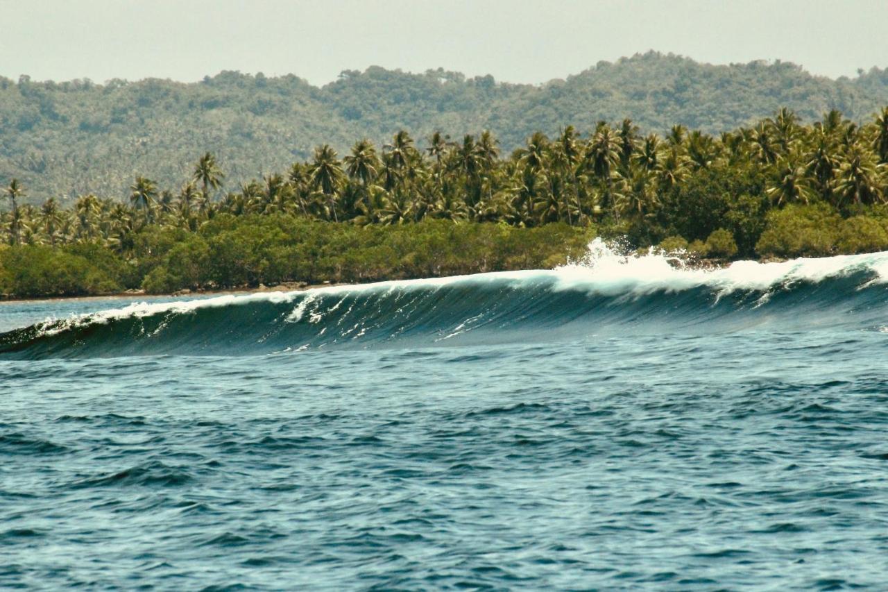 "Triangle Hut" Camp Fuego Siargao Hotel Catangnan Екстериор снимка